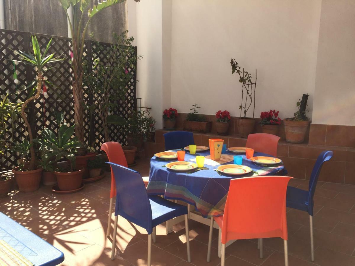 Casa Felice Nel Centro Storico, Ascensore E Terrazzo Apartment Catania